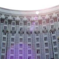 Азаров: НДС на импорт памперсов отменен